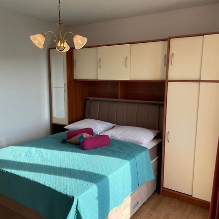 Comfortable Apartment Near The Sea トロギール エクステリア 写真