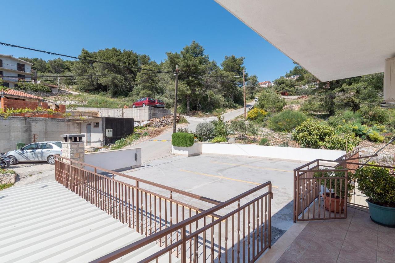 Comfortable Apartment Near The Sea トロギール エクステリア 写真