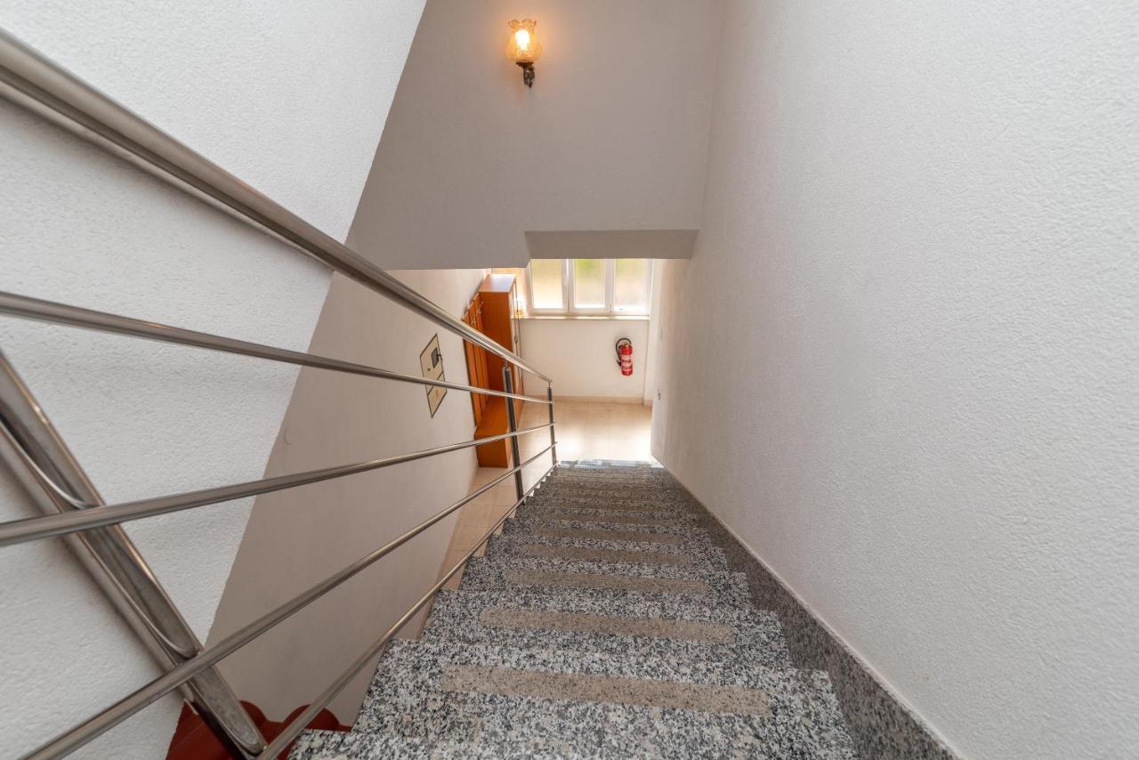 Comfortable Apartment Near The Sea トロギール エクステリア 写真